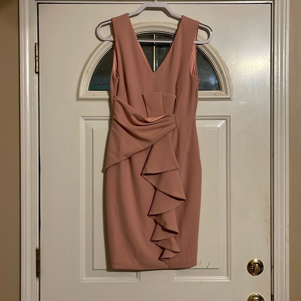 Sleeveless Dress by the clothing company Size M
